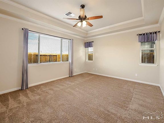 5th image of 530 Papaya Dr