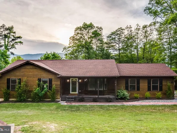 540 Lakeside Dr, Front Royal, VA 22630