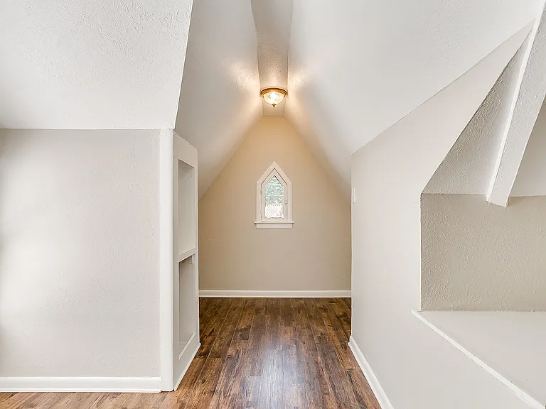 3257 Greene Ave #FULL — Photo 19