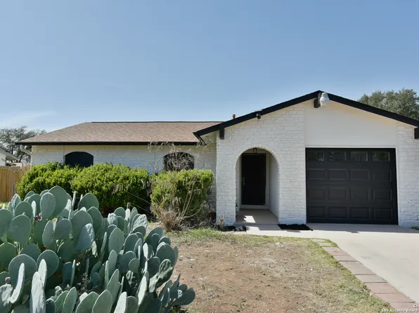 5919 Cliff Rock Dr, San Antonio, TX 78250