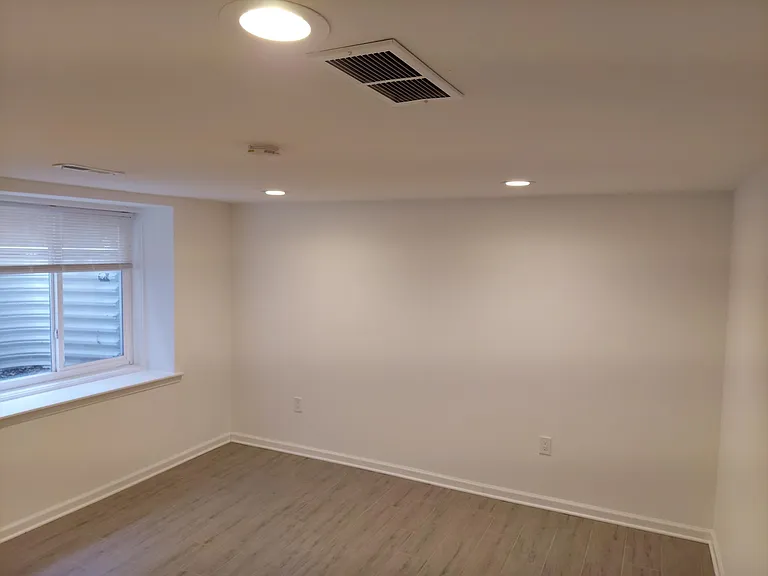 5028 Greene St #1 — Photo 10