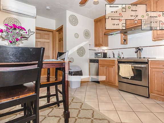 3rd image of 5 Phillips St APT 3
