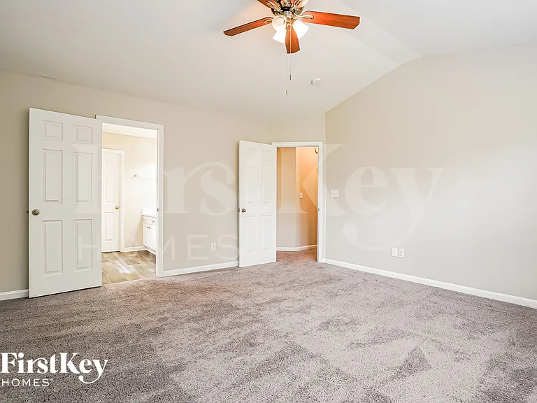 5048 Babbling Brook Dr — Photo 12