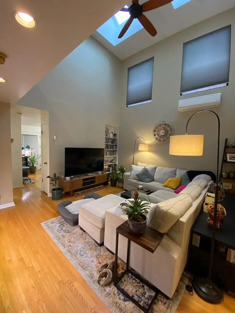 2 bed, 1.5 bath, 1700 sqft, $3,100 — Photo 3