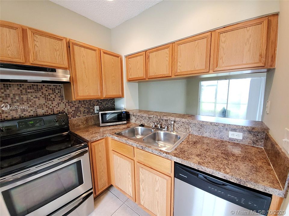 1st image of 5175 Palmbrooke Cir #5175