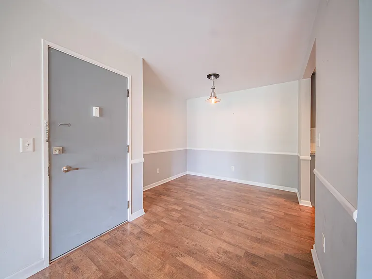 2118 Pauline Blvd #312 — Photo 4