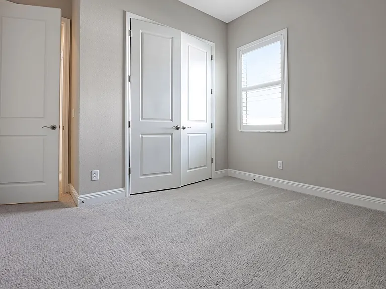 6133 Lungo Lago Dr — Photo 31