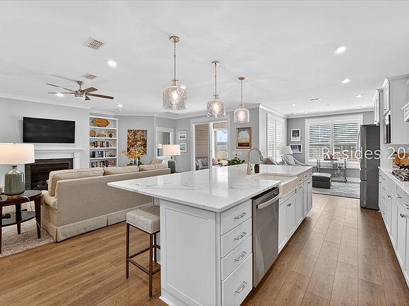 3rd image of 71 Jasmine Way