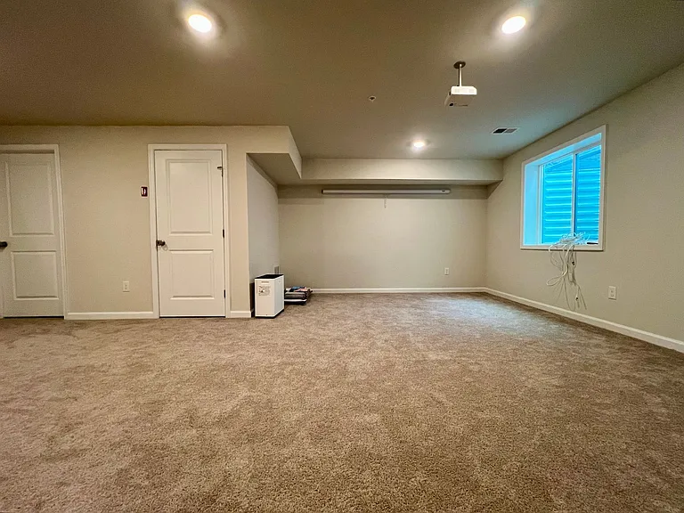 38 Fonthill Ct — Photo 28
