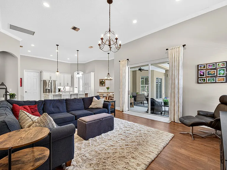 3561 Gatlin Dr — Photo 16