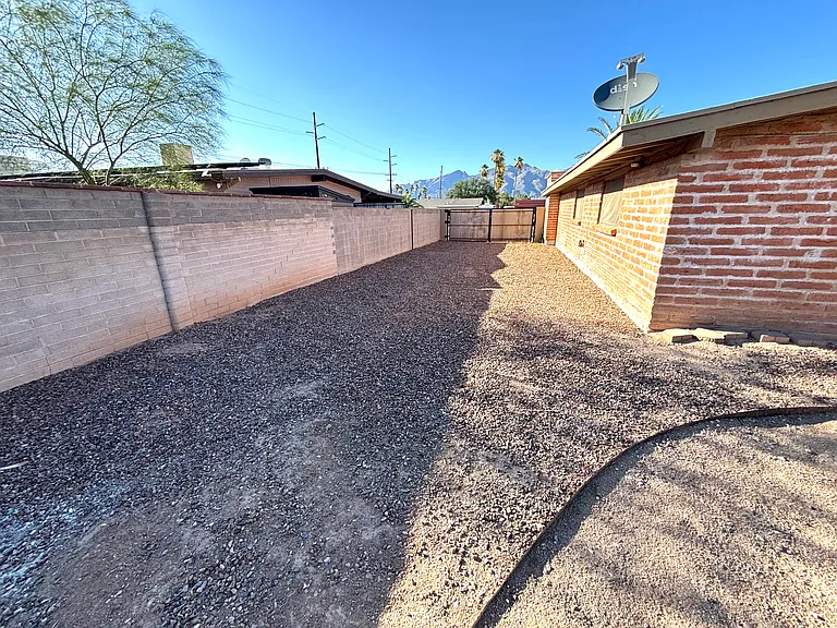 5512 E Alta Vista St — Photo 11