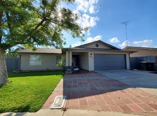 987 Fruitbasket Ln, Livingston, CA 95334