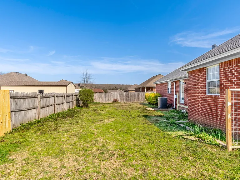 2213 Caleb Dr — Photo 21