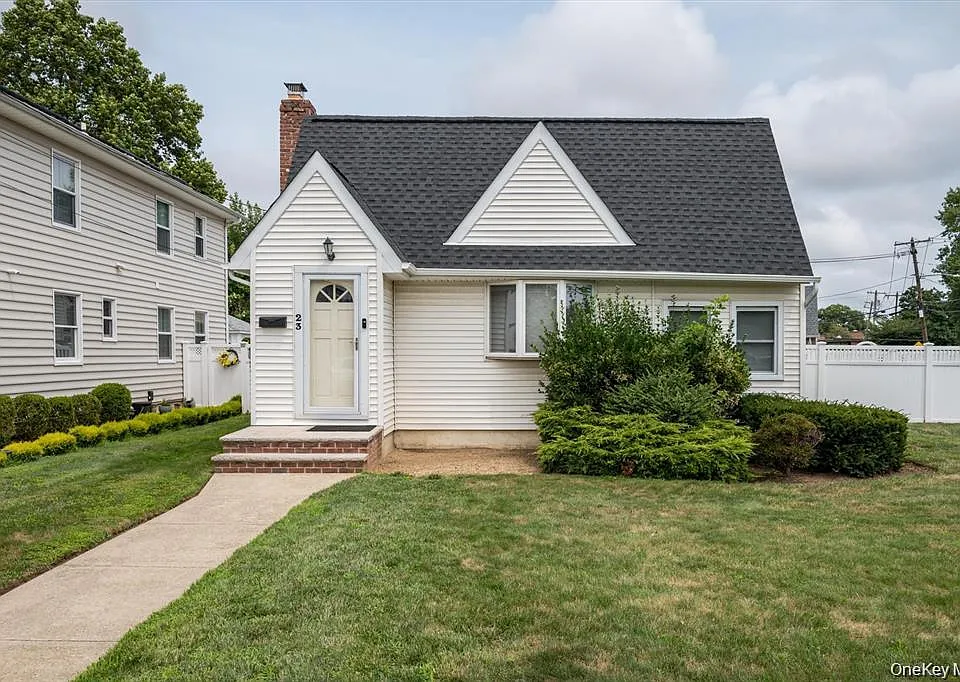 23 Rosebud Ave