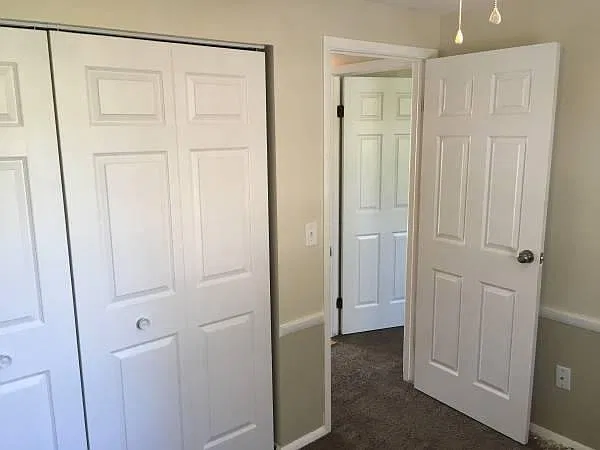 3 bed, 1.5 bath, 1820 sqft, $1,850 — Photo 4