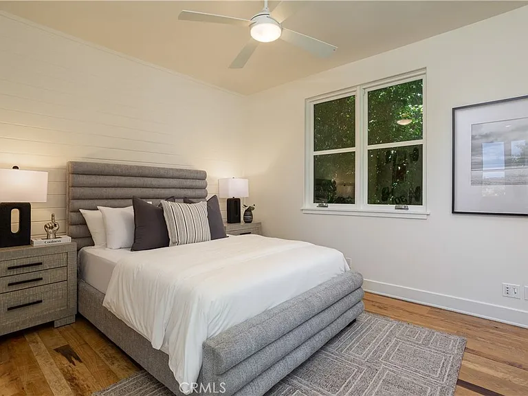2217 Laurel Pl — Photo 19