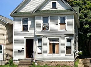136 Lake Shore Dr E, Dunkirk, NY 14048