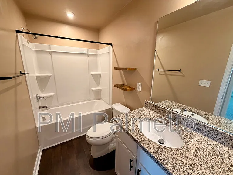 1074 Cornelia St — Photo 20
