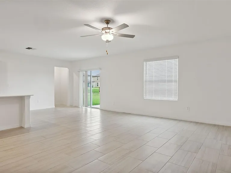 32309 Wishing Haven Dr — Photo 17