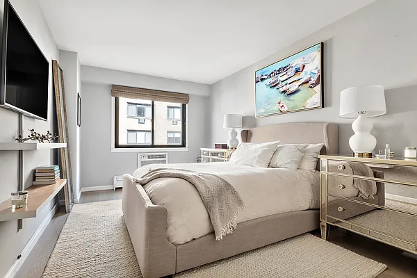 Sold by Compass | media 15