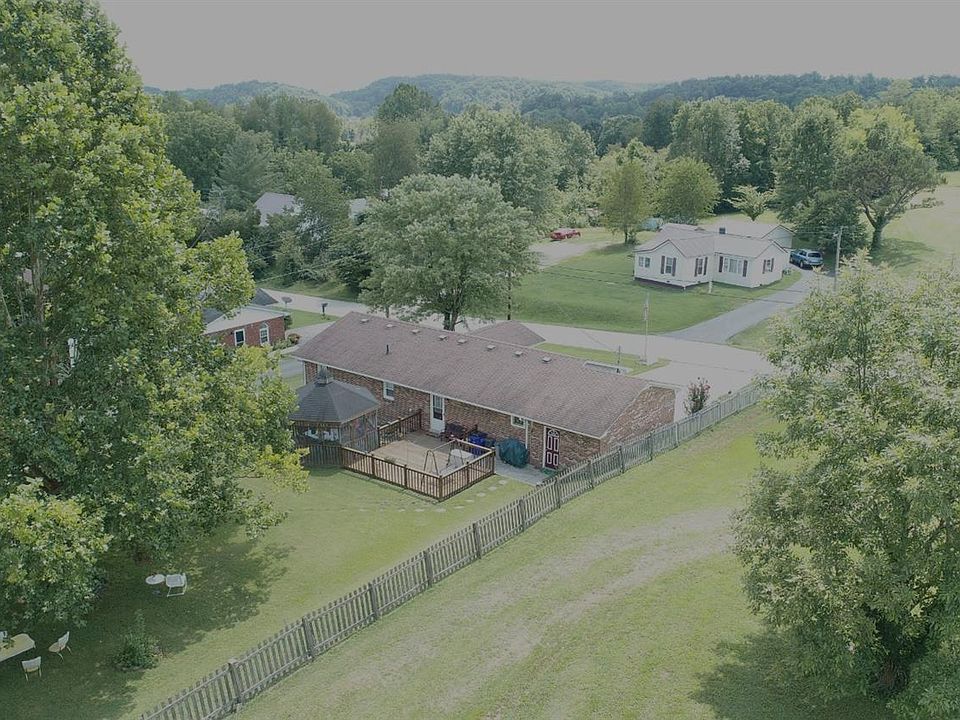 2nd image of 778 Cedar Grove Rd