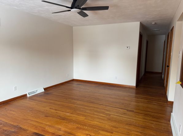 62 Greenman Ave Unit B