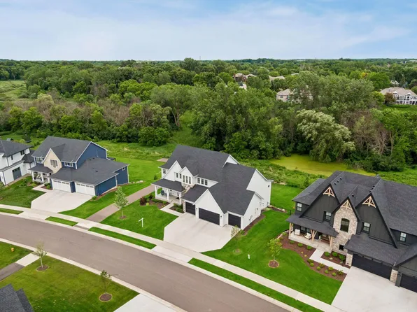 16865 46th Ave N, Plymouth, MN 55446