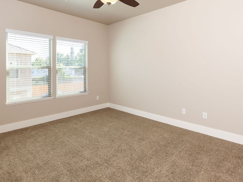 Uptown Place Apartments - 119 W 17th St Chico CA | Zillow