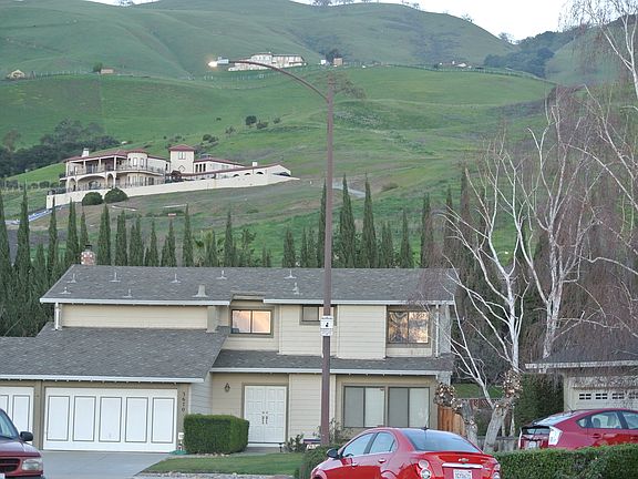 4th image of 3670 Shady Hollow Ct