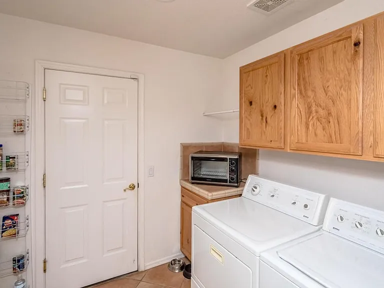 2240 Jacob Row — Photo 12