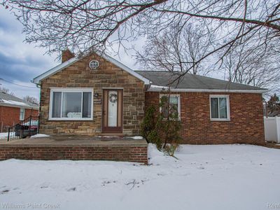 4926 E Twelve Mile Rd, Warren, MI, 48092