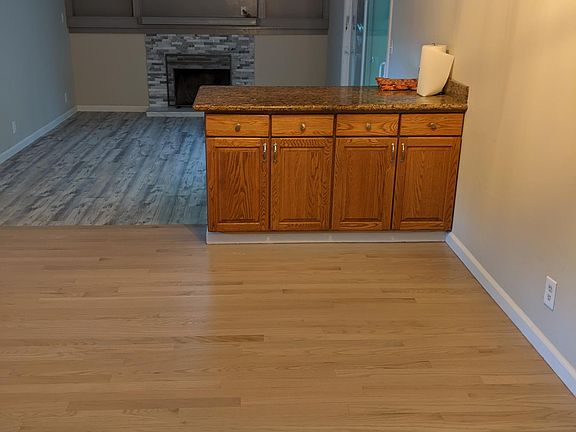 5th image of 793 Regent Park Dr