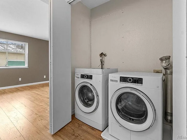 8555 Fairmount Dr #D204 — Photo 9