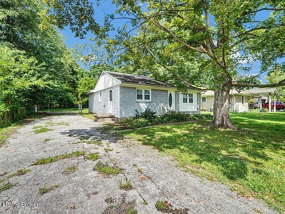 3rd image of 13004 Ashlawn Dr