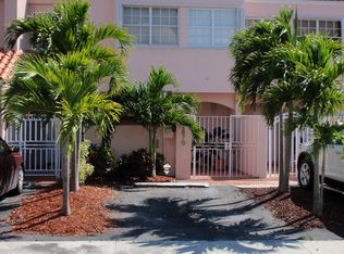 12870 SW 62nd Ter, Miami, FL 33183