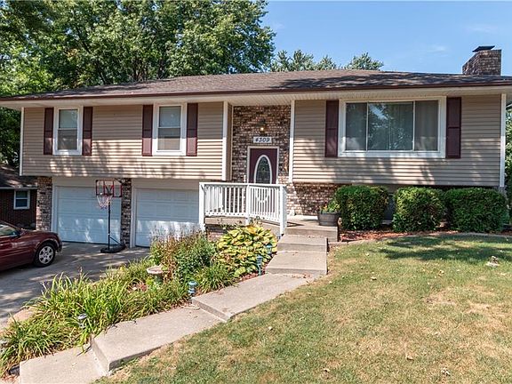 2nd image of 4309 S Stonecrest Cir