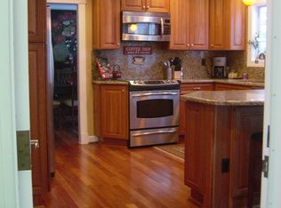 3800 Ruben Simpson Ct, Fairfax, VA 22033