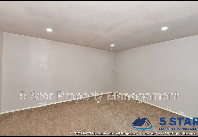 3212 Canyon Point Ln — Photo 29