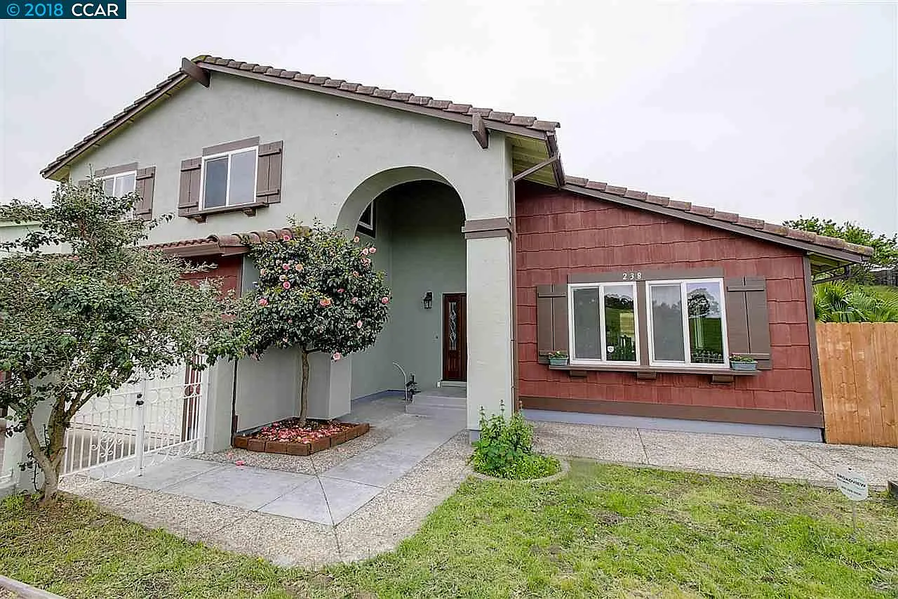 238 Violet Rd photo 1
