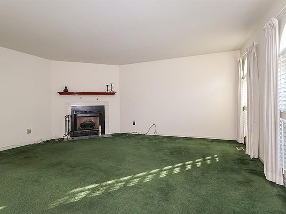 4th image of 38 Dexter Park Blvd