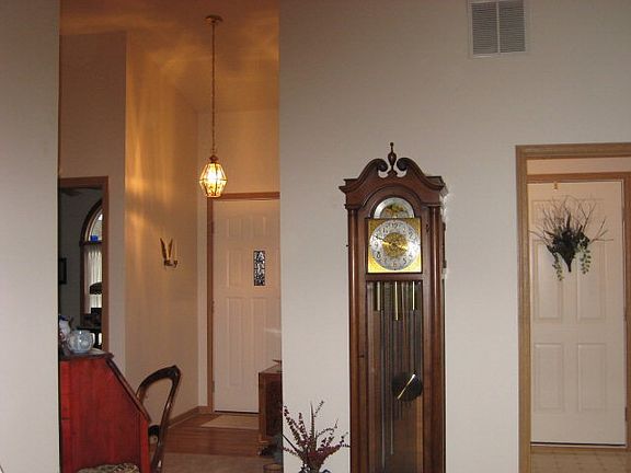 2nd image of 861 Villandry Dr