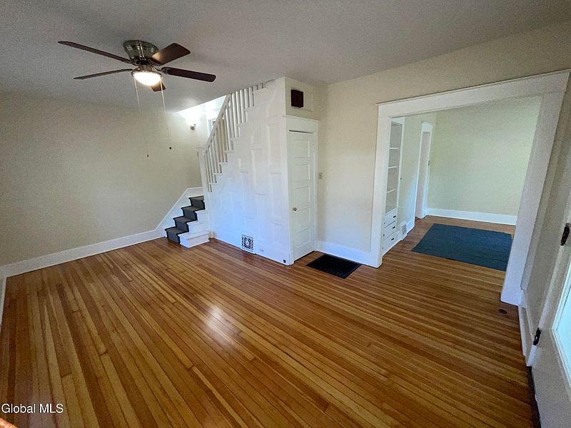3rd image of 7-9 Snowden Avenue