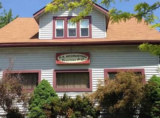 24306 Eureka Rd, Taylor, MI 48180