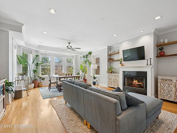 2nd image of 2052 W Farragut Ave APT 3