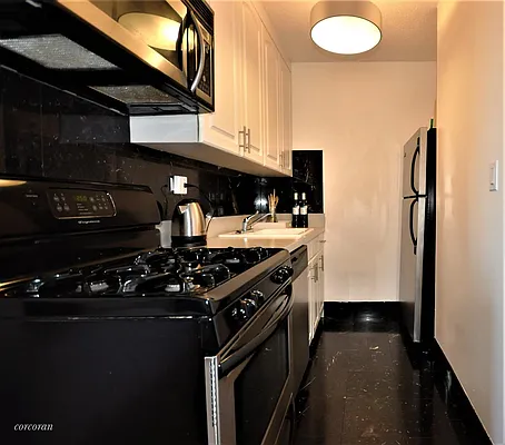 Rented by Corcoran | media 12