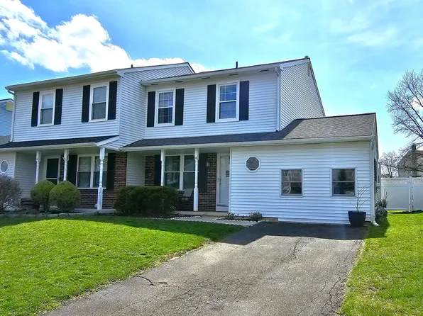 16 Curry Ln, Horsham, PA 19044