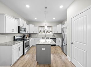 1880 Red Fox Trl, Clarksville, TN 37042