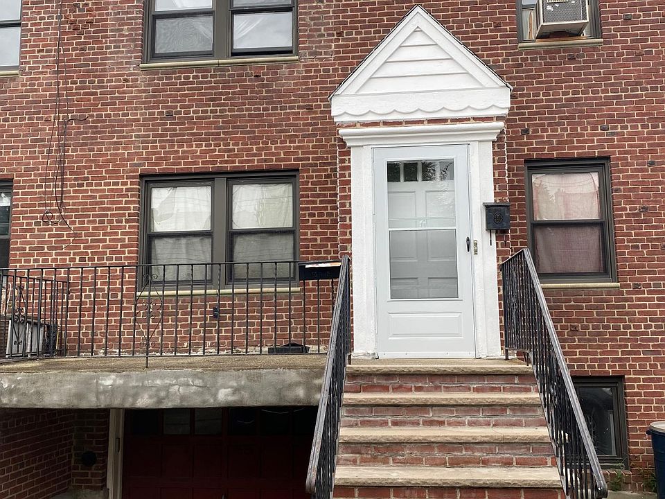 1st image of 40-12 209th St