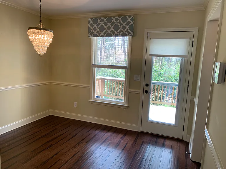 710 Powell Dr — Photo 26