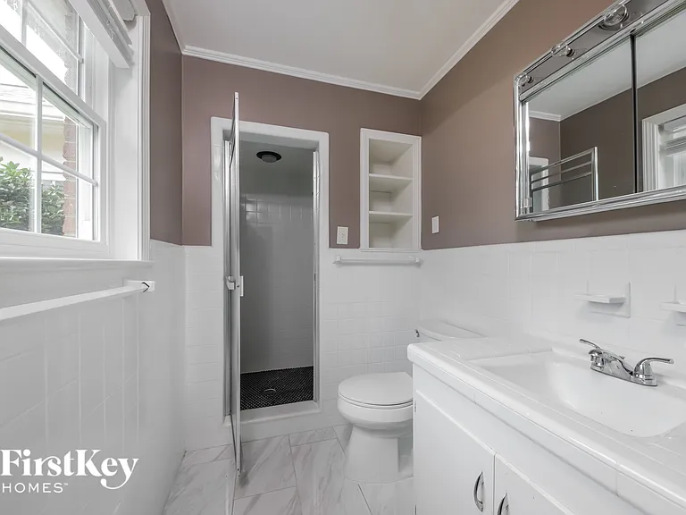705 Evergreen Ave — Photo 10